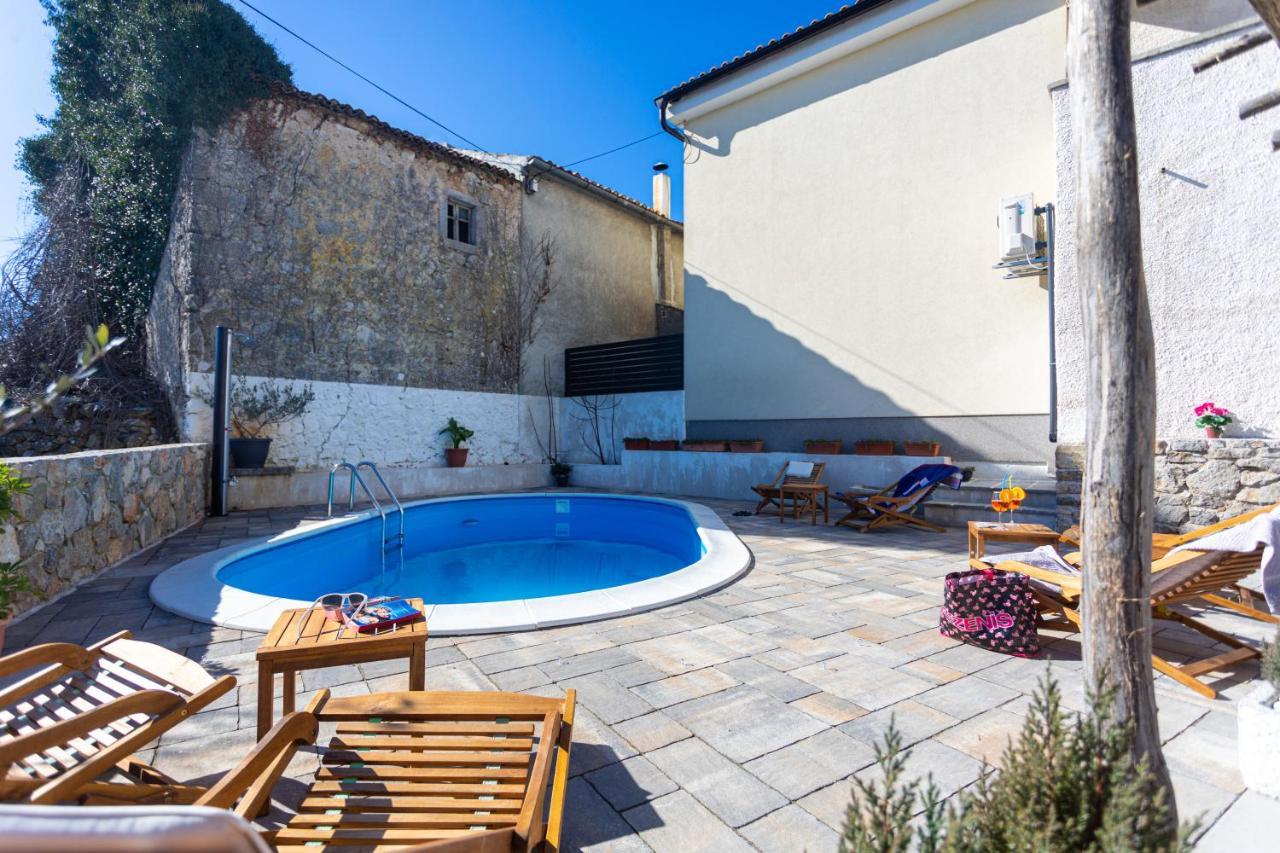 Villa Elm Milohnici Екстериор снимка